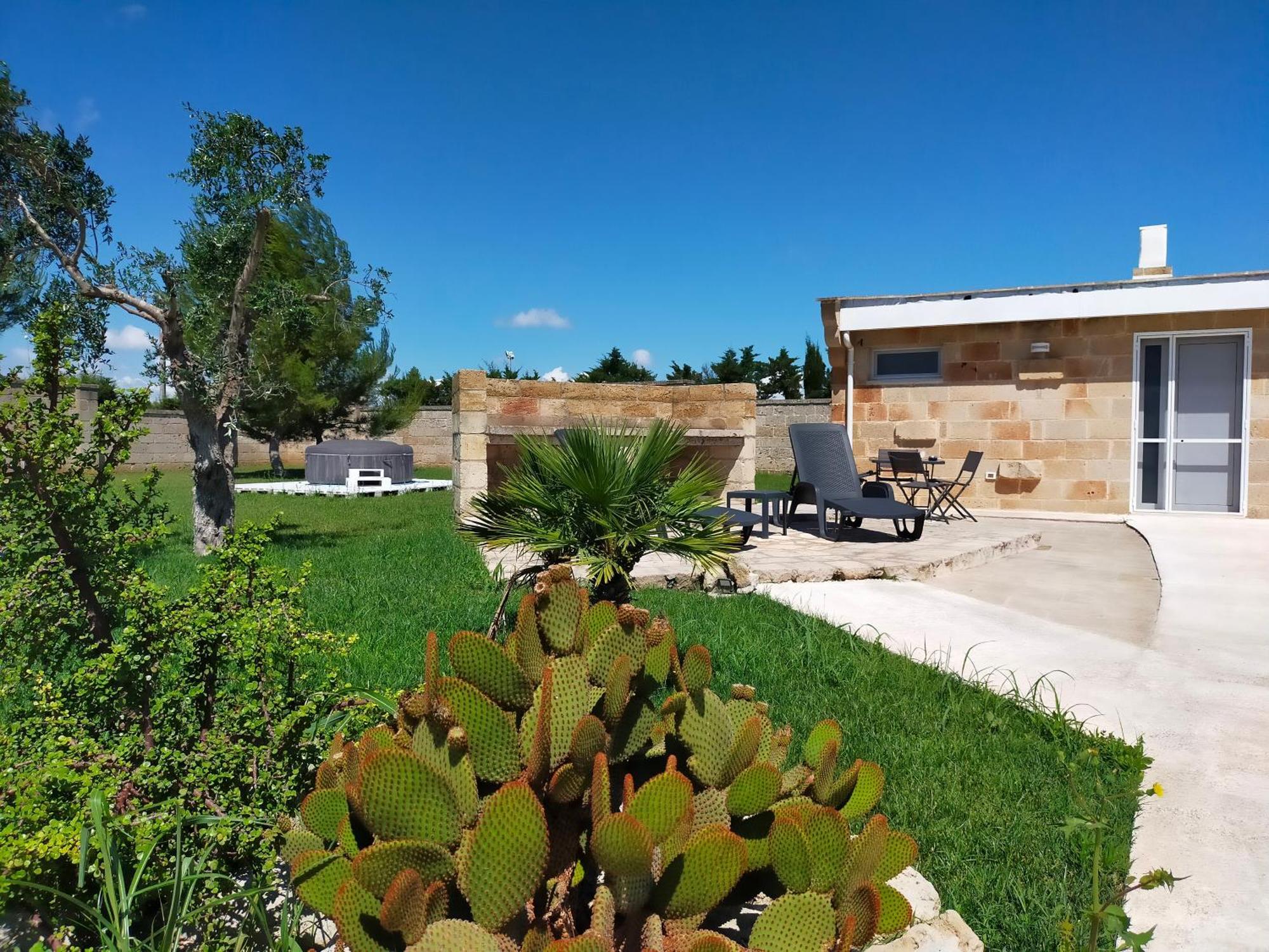 Villa Il Giardino Deluxe Lizzanello Exterior foto
